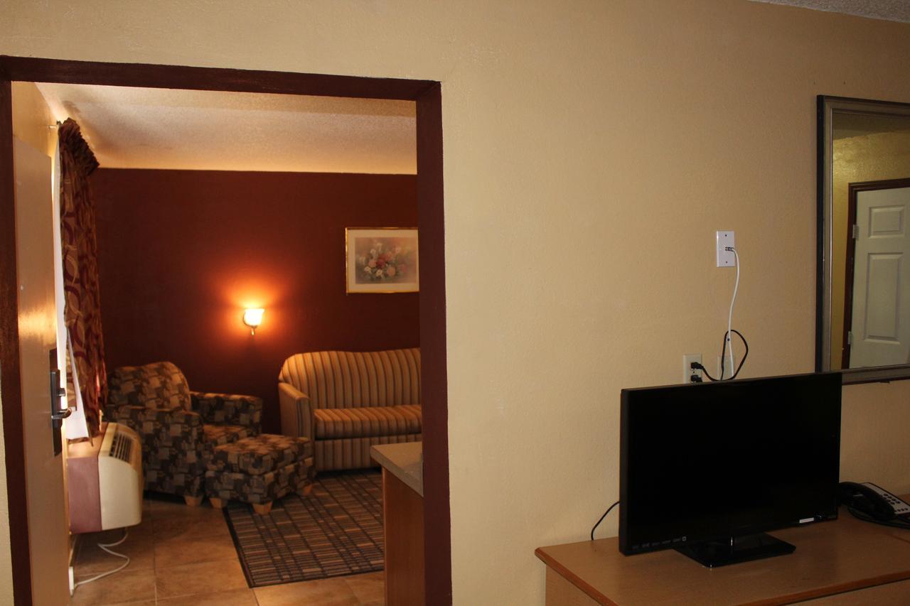 The Executive Inn & Suites 阿馬里洛 外观 照片