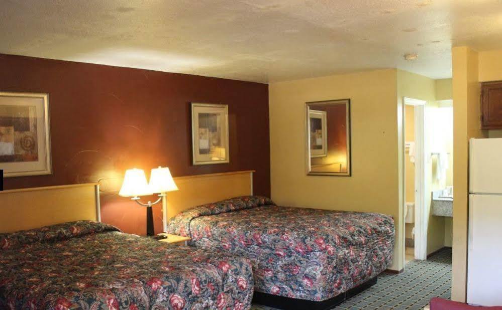 The Executive Inn & Suites 阿馬里洛 外观 照片