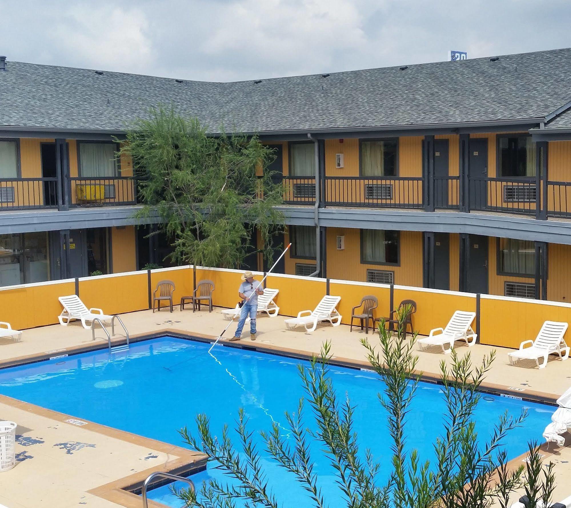 The Executive Inn & Suites 阿馬里洛 外观 照片